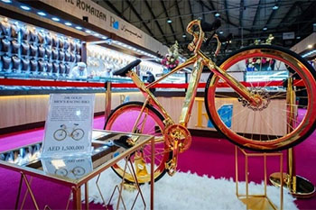 Chiếc xe đạp dát vàng giá gần 10 tỷ đồng, đắt hơn cả Rolls-Royce "gây sốt"