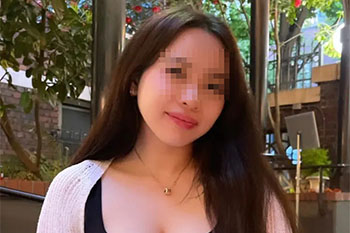Cô gái gốc Việt bị cha dượng đâm chết dã man