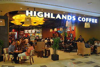 Không phải Trung Nguyên hay Starbucks, Highlands mới đang là "bá chủ" chuỗi cà phê ở Việt Nam